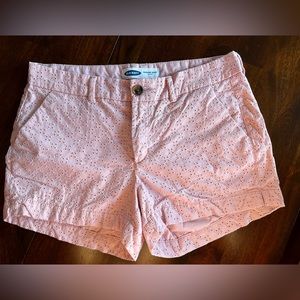 Old Navy 3” eyelet shorts for women size 6